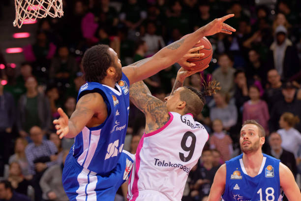 红军球迷更 红军球迷更