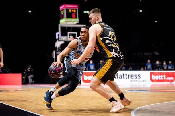 避免完全失 避免完全失